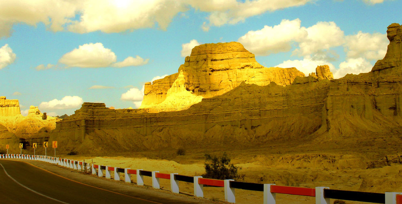 A Road Trip to the South: Exploring Hingol National Park